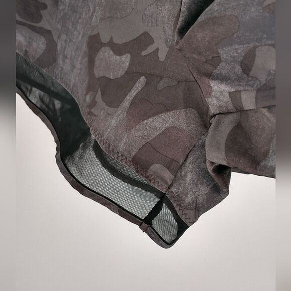 Zella Women's Short Set Large Camo Performance Workout Gym Athletic Comfortable - Picture 6 of 12